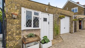 Photo 8- click for photo gallery